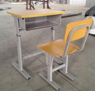 新型課桌椅實物14