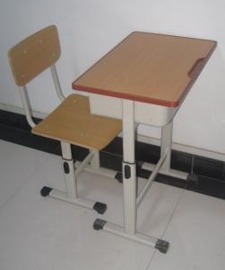 新型課桌椅實物6
